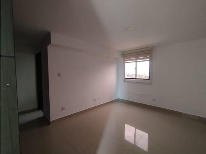 Apartamento en venta en Prados Del Norte, Cali · foto 18 de 20