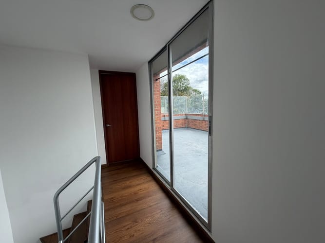 Apartamento de 4 alcobas en arriendo en Salitre Greco, Bogotá, 141 m² · foto 11 de 19