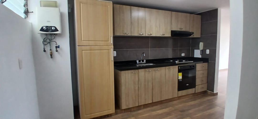 Apartamento de 3 alcobas en venta en Cañaveral, Floridablanca, 94 m² · foto 4 de 15