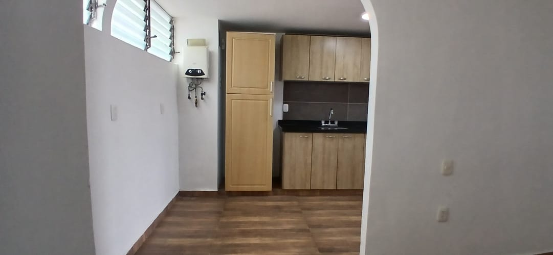 Apartamento de 3 alcobas en venta en Cañaveral, Floridablanca, 94 m² · foto 7 de 15