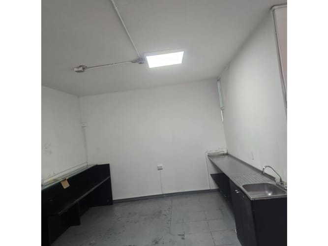 Bodega en arriendo en El Chagualo, Medellín, 500 m² · foto 6 de 10