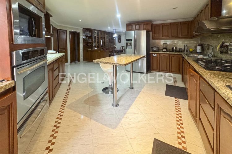 Apartamento de 4 alcobas en venta en La Carolina, Bogotá, 363 m² · foto 6 de 14