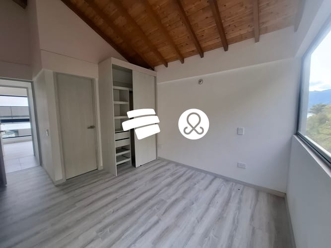 Casa de 3 alcobas en venta en Bello, 155 m² · foto 19 de 24