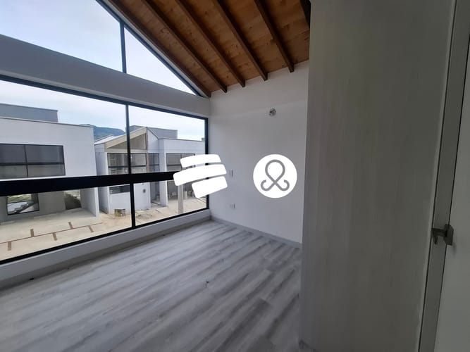 Casa de 3 alcobas en venta en Bello, 155 m² · foto 22 de 24
