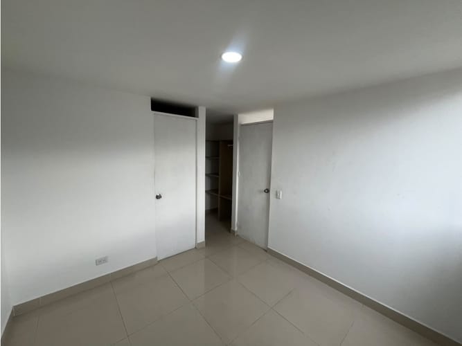Apartaestudio en arriendo en La Gabriela, Bello, 35 m² · foto 8 de 8