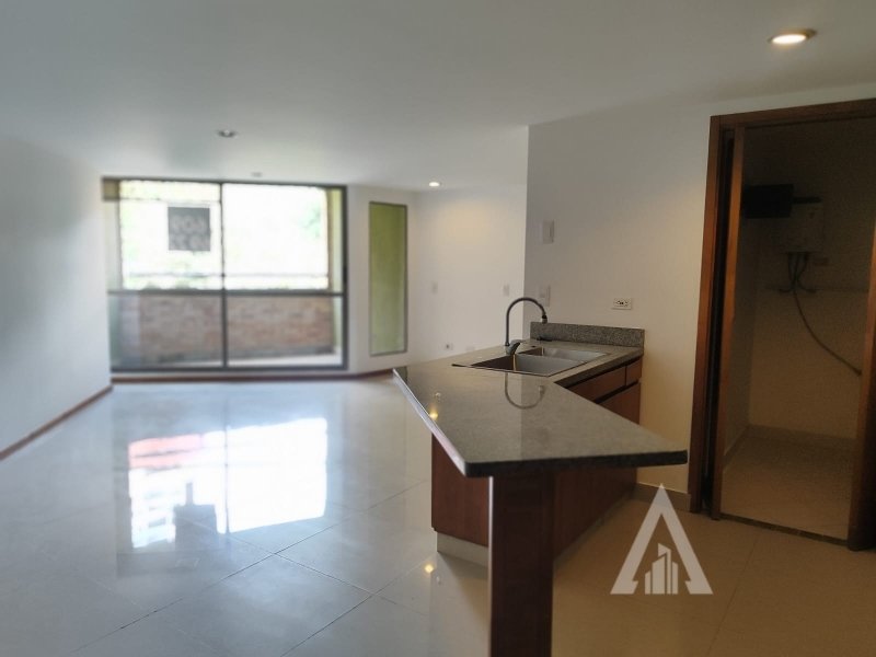 3BR Apartment in Las Lomitas (90 m²) - 2