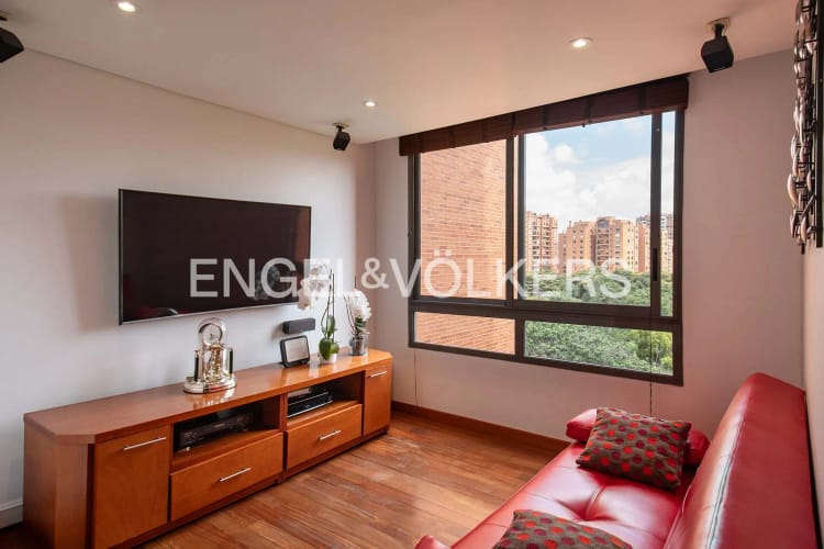Apartamento de 3 alcobas en venta en Lagos De Cordoba, Bogotá, 178 m² · foto 10 de 24