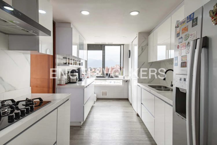Apartamento de 3 alcobas en venta en Lagos De Cordoba, Bogotá, 178 m² · foto 9 de 24