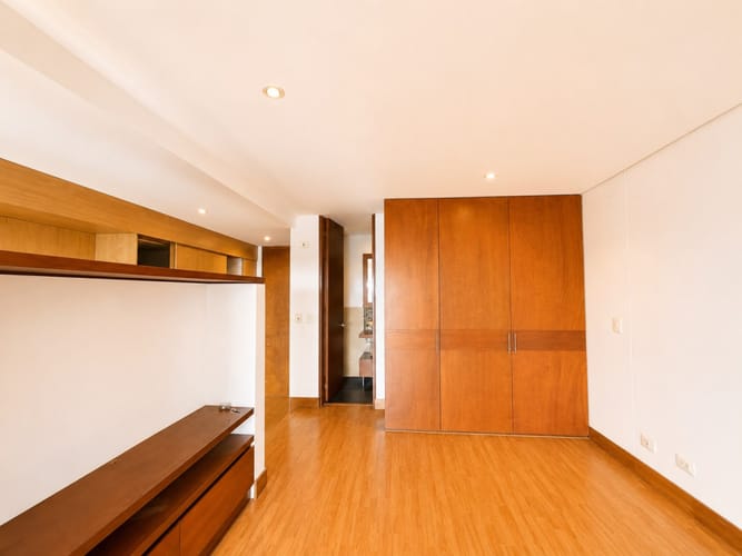 Apartamento de 1 alcoba en venta en Chapinero Alto, Bogotá, 53 m² · foto 14 de 23