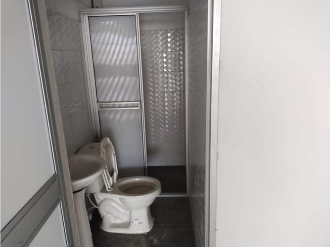 Bodega en arriendo en Belén, Medellín, 180 m² · foto 6 de 12