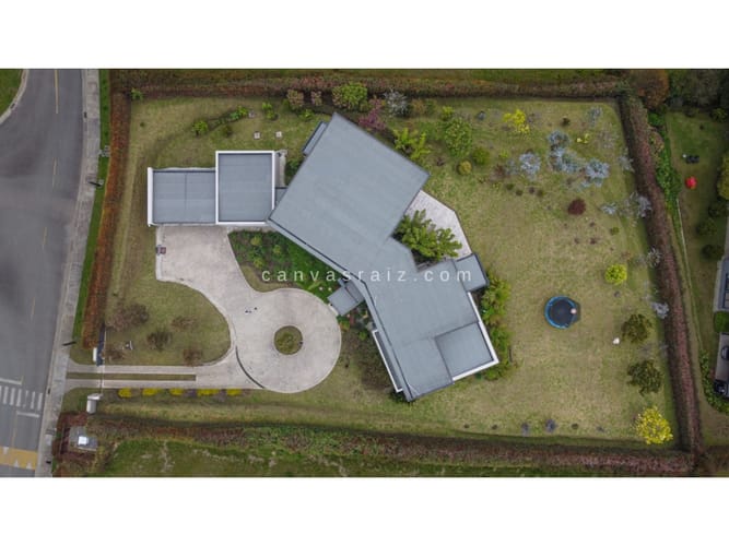 Casa de 6 alcobas en venta en Las Palmas, Rionegro, 526 m² · foto 16 de 16
