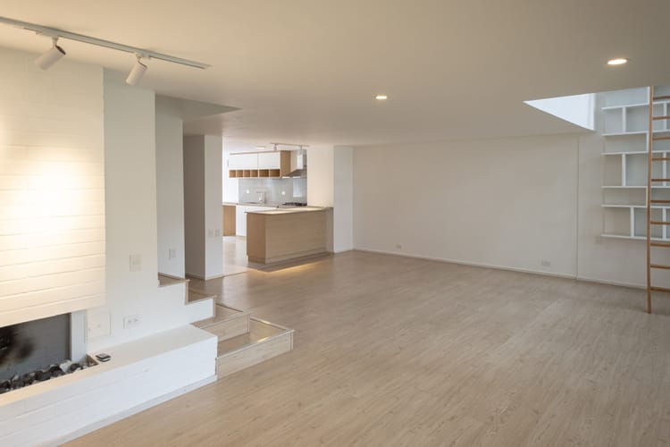 Apartamento de 3 alcobas en venta en Los Rosales, Bogotá, 200 m² · foto 2 de 24