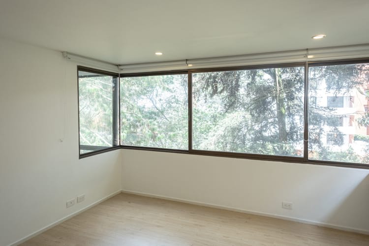 Apartamento de 3 alcobas en venta en Los Rosales, Bogotá, 200 m² · foto 21 de 24