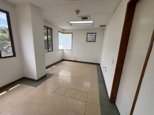 Consultorio en arriendo en Prado, Medellín, 31 m² · foto 2 de 10