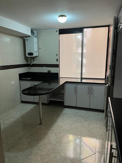 Apartamento de 3 alcobas en venta en Colina Campestre, Bogotá, 133 m² · foto 13 de 24