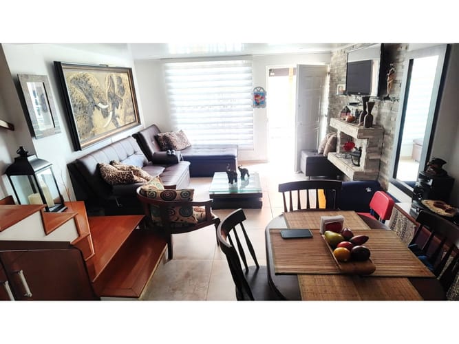 Casa de 4 alcobas en venta en Fontanar Del Río, Bogotá, 80 m² · foto 2 de 22