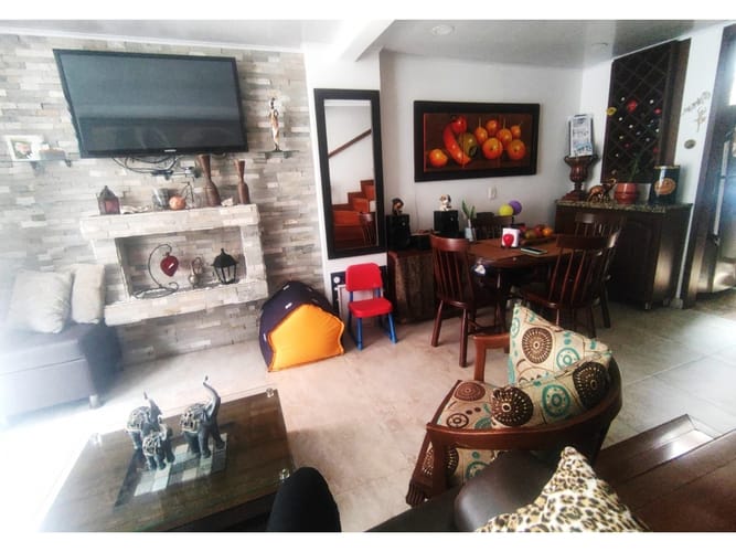 Casa de 4 alcobas en venta en Fontanar Del Río, Bogotá, 80 m² · foto 3 de 22