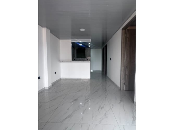 Apartamento de 3 alcobas en venta en Ciudad 2000, Floridablanca, 53 m² · foto 2 de 13