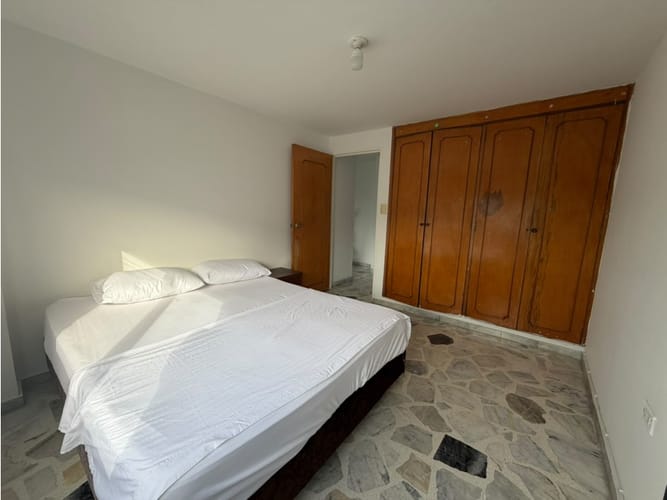 Apartamento de 3 alcobas en venta en Los Cambulos, Neiva, 107 m² · foto 16 de 24