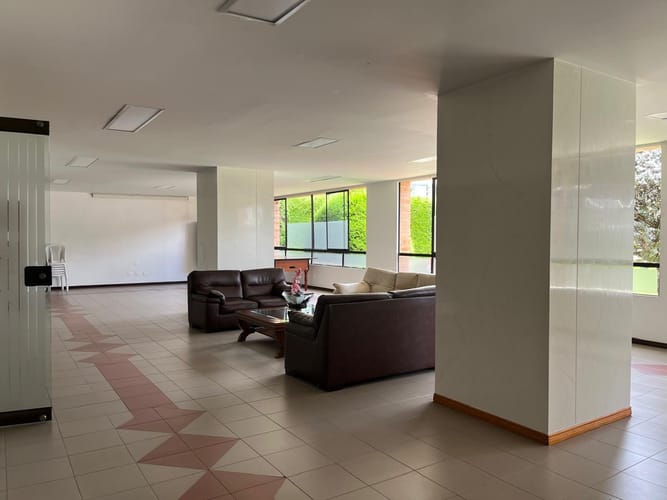 Apartamento de 3 alcobas en venta en Colina Campestre, Bogotá, 133 m² · foto 22 de 24