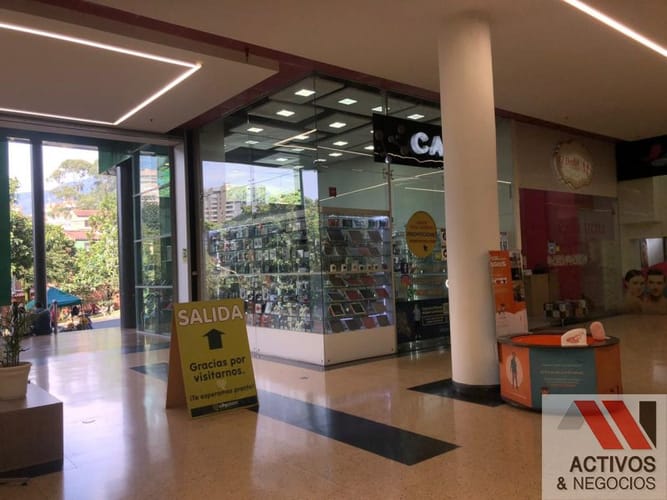 Local en venta en Loma Del Escobero, Envigado, 38 m² · foto 6 de 16