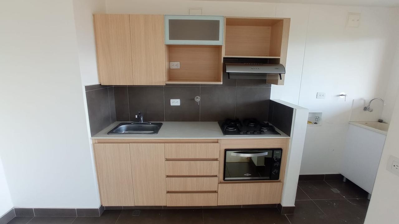 Apartamento en arriendo en El Esmeraldal, Envigado · foto 11 de 24
