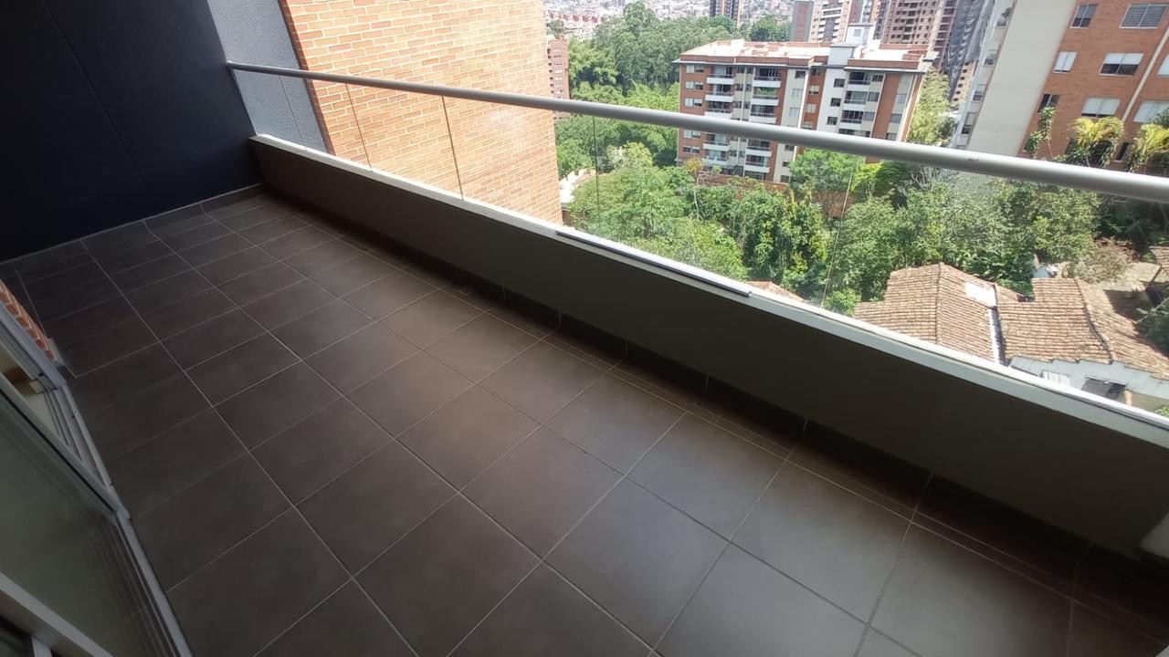 Apartamento en arriendo en El Esmeraldal, Envigado · foto 8 de 24