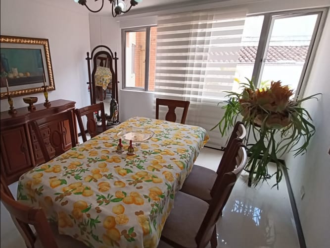 Apartamento de 3 alcobas en venta en Bolivariana, Medellín, 144 m² · foto 4 de 11