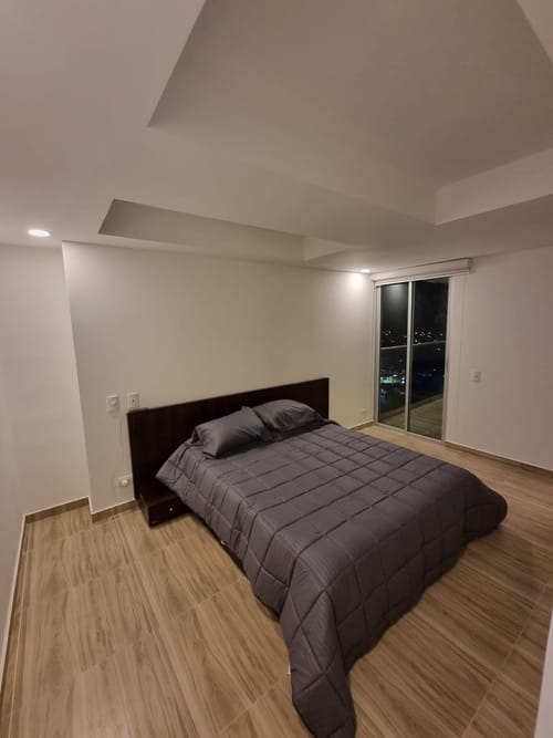 Apartamento de 3 alcobas en venta en Picaleña Y Mirolindo, Ibagué, 116 m² · foto 7 de 17
