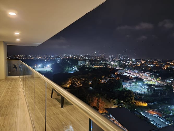 Apartamento de 3 alcobas en venta en Picaleña Y Mirolindo, Ibagué, 116 m² · foto 12 de 17