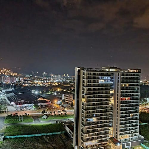 Apartamento de 3 alcobas en venta en Picaleña Y Mirolindo, Ibagué, 116 m² · foto 16 de 17