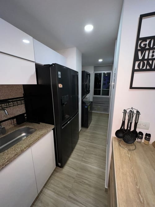 Apartamento de 3 alcobas en venta en Picaleña Y Mirolindo, Ibagué, 116 m² · foto 8 de 12