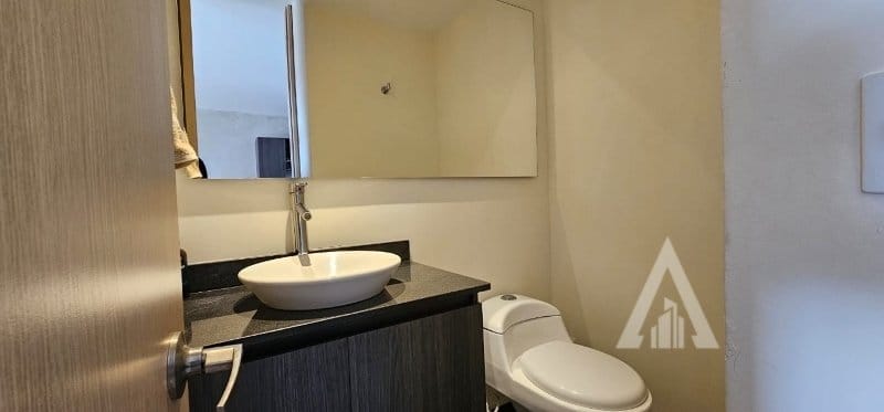 Apartamento de 1 alcoba en arriendo en El Poblado, Medellín, 57 m² · foto 4 de 14