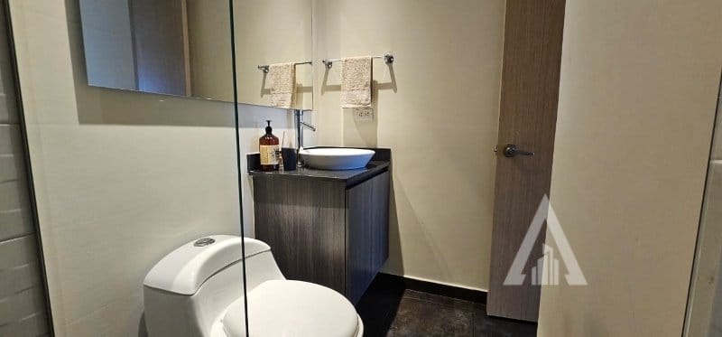 Apartamento de 1 alcoba en arriendo en El Poblado, Medellín, 57 m² · foto 6 de 14