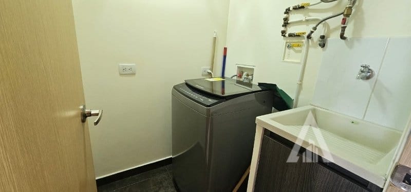Apartamento de 1 alcoba en arriendo en El Poblado, Medellín, 57 m² · foto 13 de 14