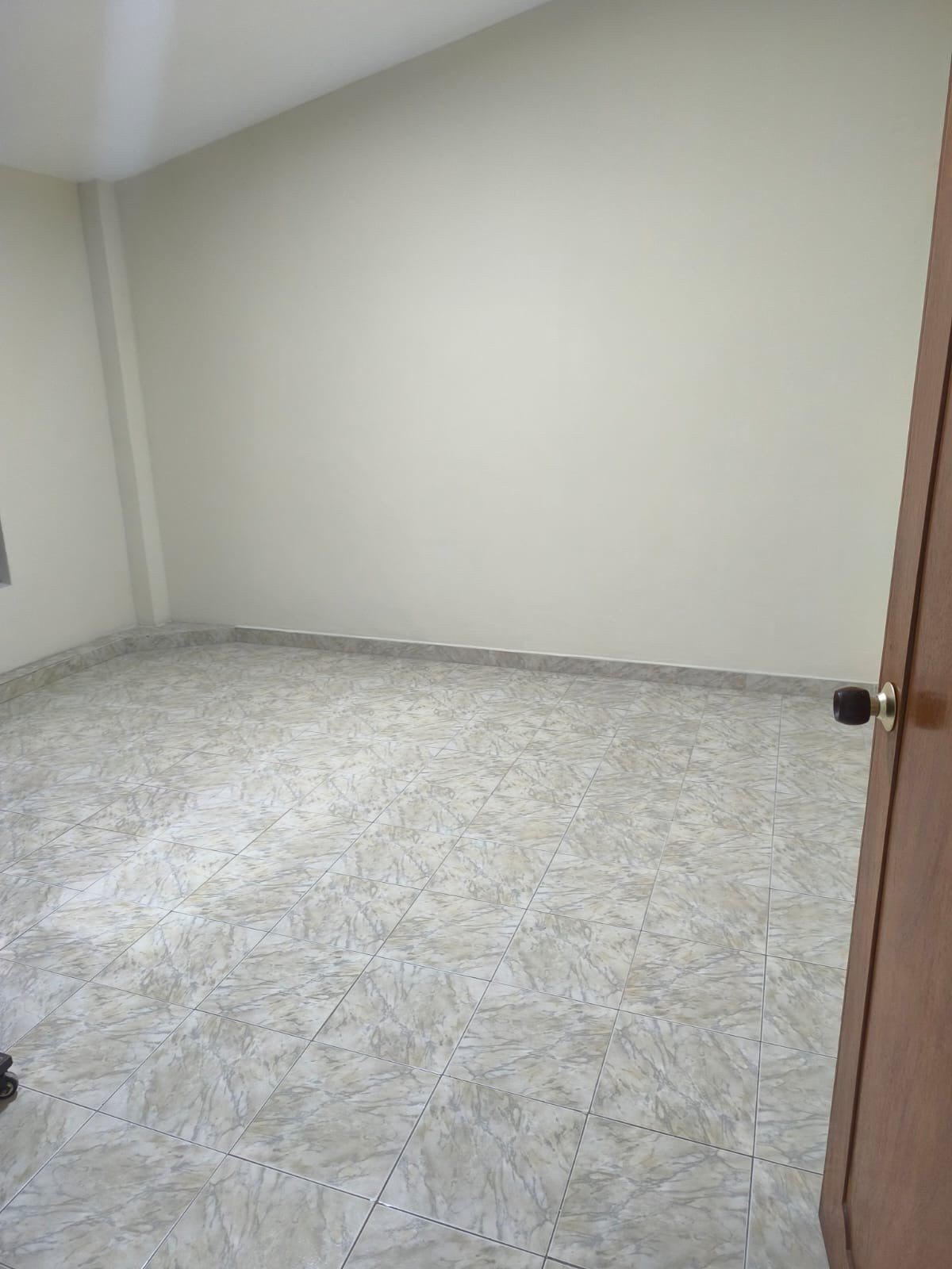 Apartaestudio en arriendo en Santa Fe, Cali · foto 7 de 12