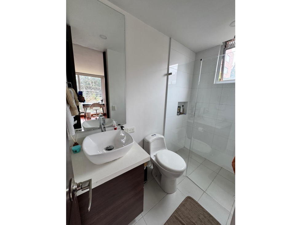 Apartamento en venta en Los Rosales, Bogotá · foto 12 de 16