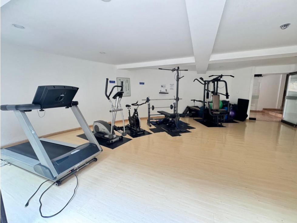 Apartamento en venta en Los Rosales, Bogotá · foto 15 de 16