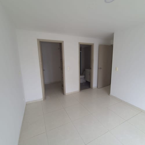 Apartamento de 3 alcobas en venta en Antonia Santos Sur, Bucaramanga, 86 m² · foto 6 de 13