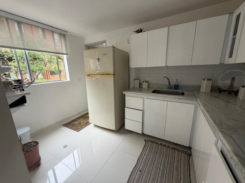 Apartamento en venta en Loma Del Escobero, Envigado · foto 4 de 21