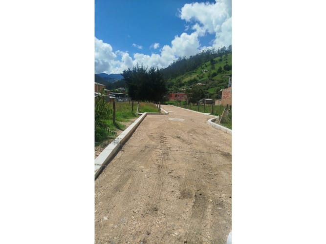Lote en venta en El Volcan, La Calera, 160 m² · foto 2 de 10