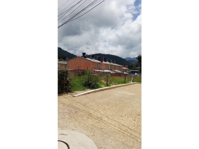 Lote en venta en El Volcan, La Calera, 160 m² · foto 6 de 10