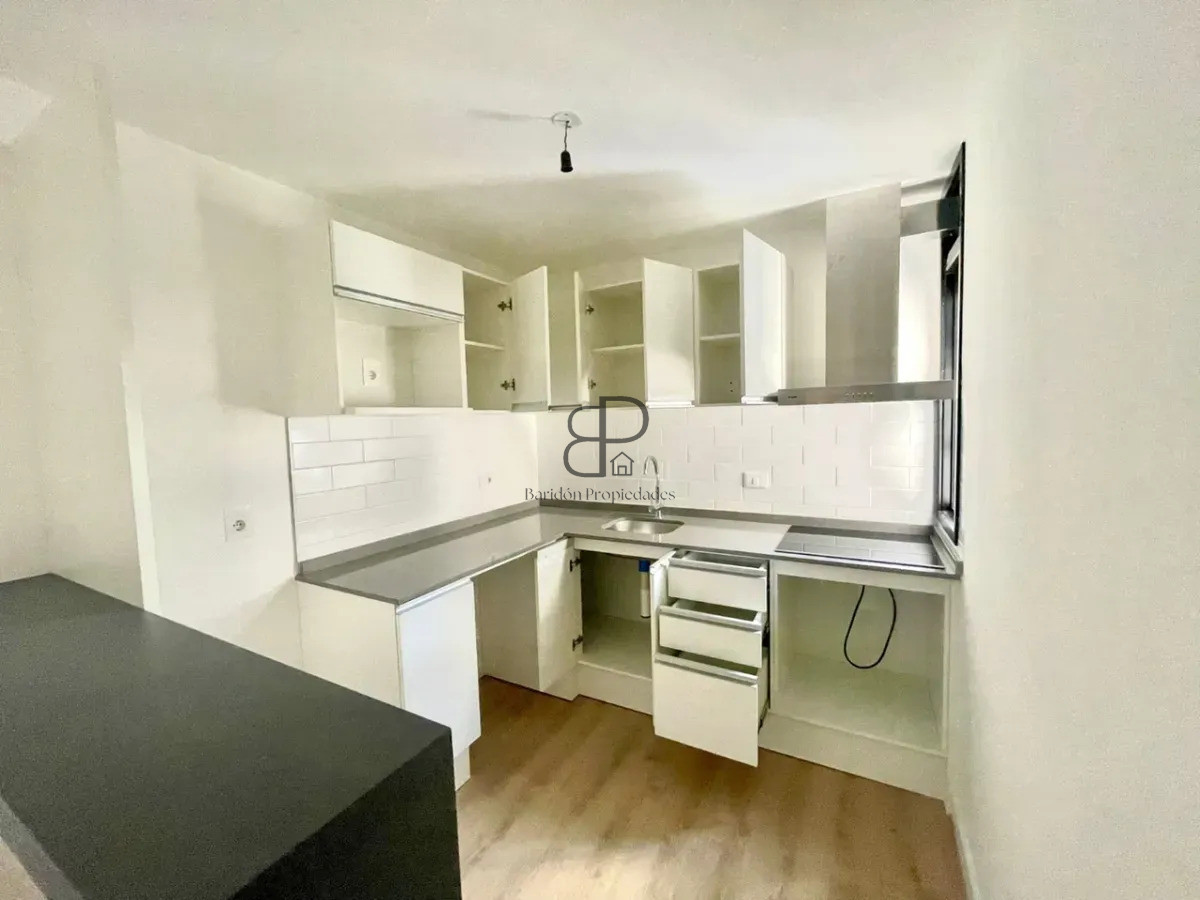 Alquiler Apartamento 2 Dormitorios Centro con balcon · Foto 5