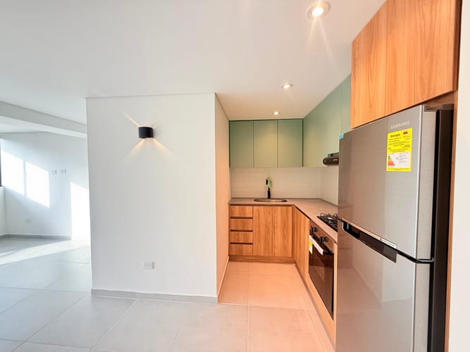 Apartamento de 2 alcobas en venta en El Porvenir, Rionegro, 55 m² · foto 2 de 22