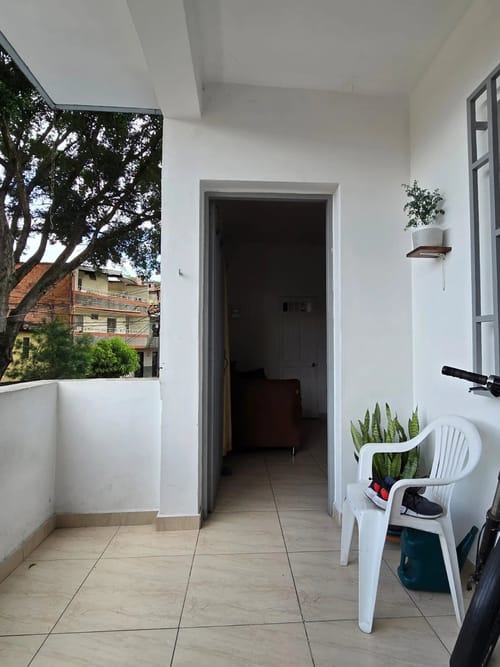 Casa de 4 alcobas en venta en Boston, Medellín, 123 m² · foto 6 de 10