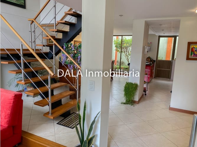 Casa de 4 alcobas en venta en Cr Santa Cecilia I, Chía, 200 m² · foto 4 de 24
