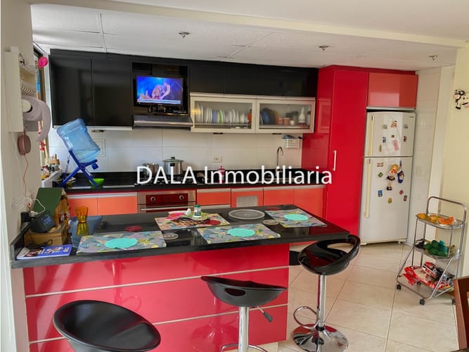 Casa de 4 alcobas en venta en Cr Santa Cecilia I, Chía, 200 m² · foto 13 de 24