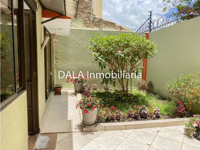 Casa de 4 alcobas en venta en Cr Santa Cecilia I, Chía, 200 m² · foto 14 de 24