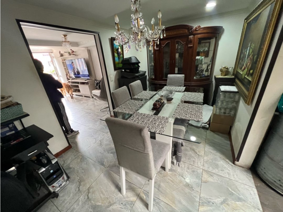 Casa en venta en Castilla, Bogotá · foto 9 de 24