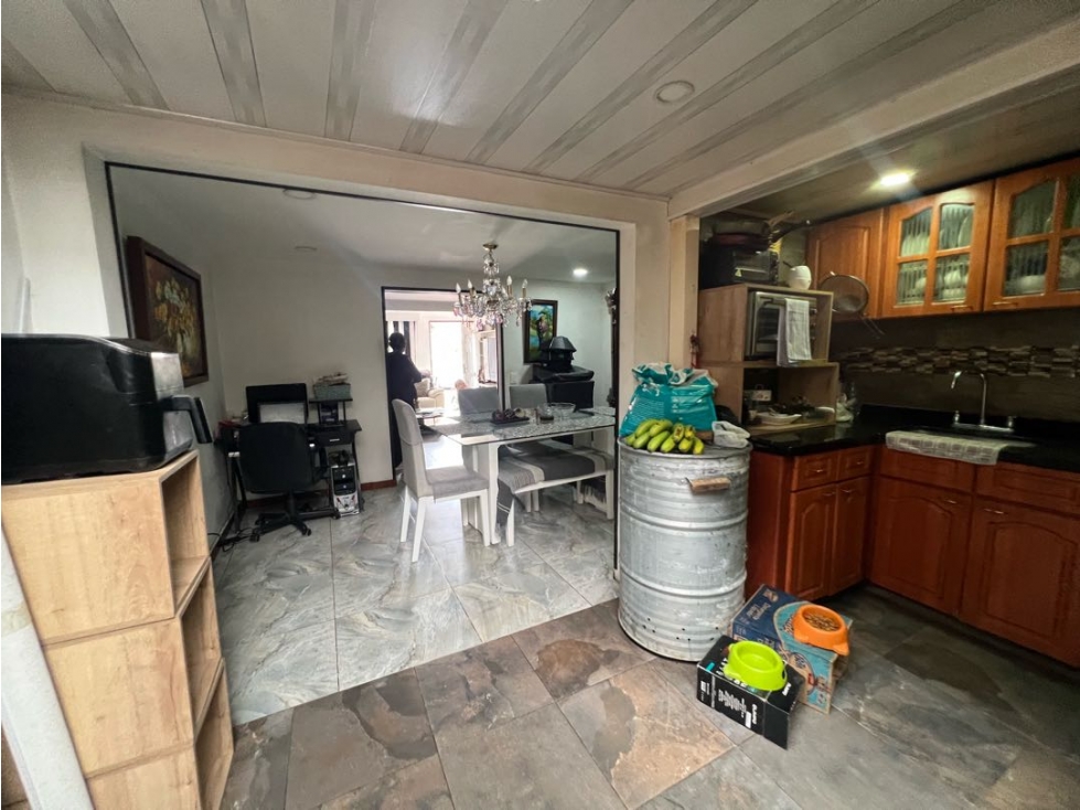 Casa en venta en Castilla, Bogotá · foto 10 de 24